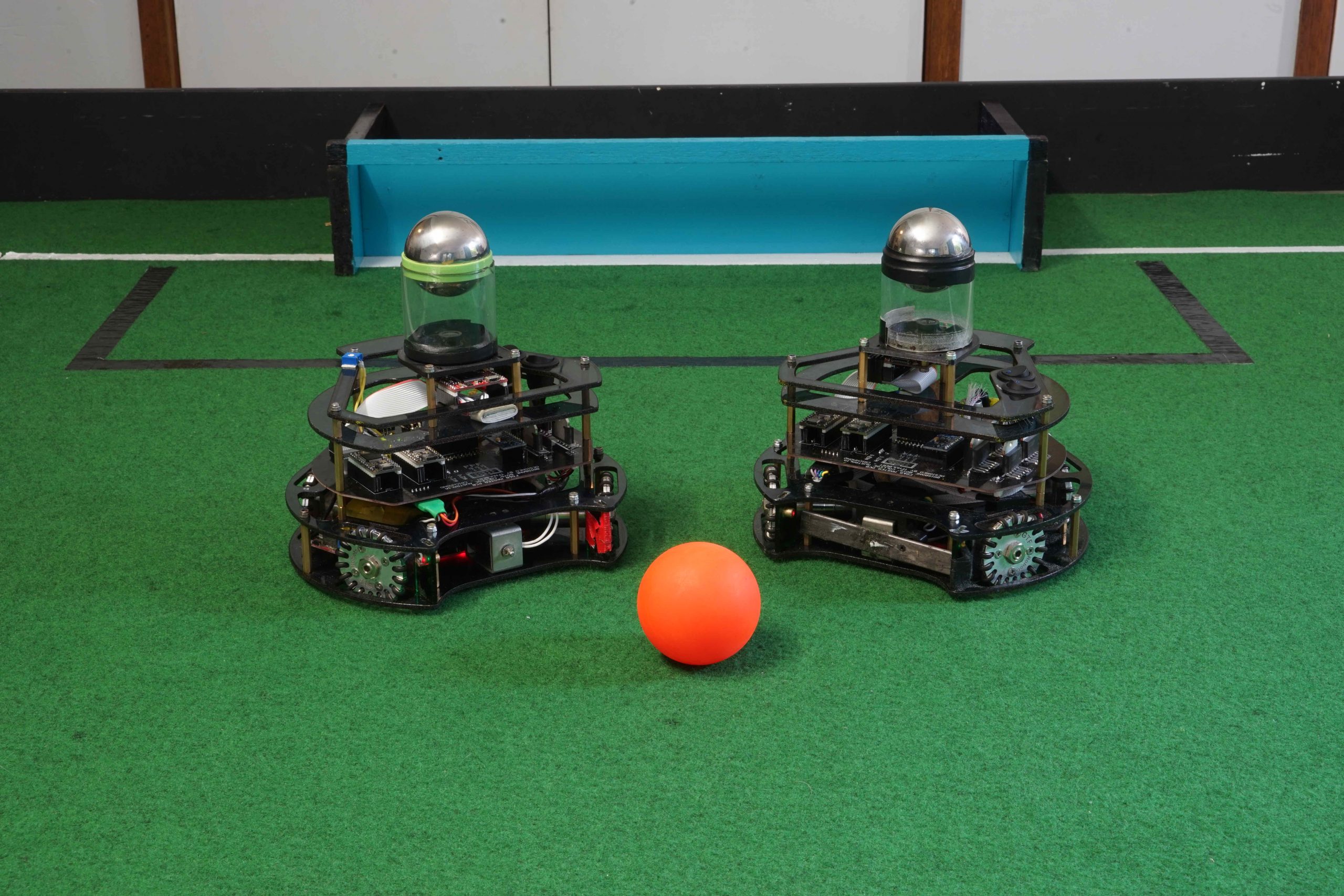 Junior soccer robots built at NODET